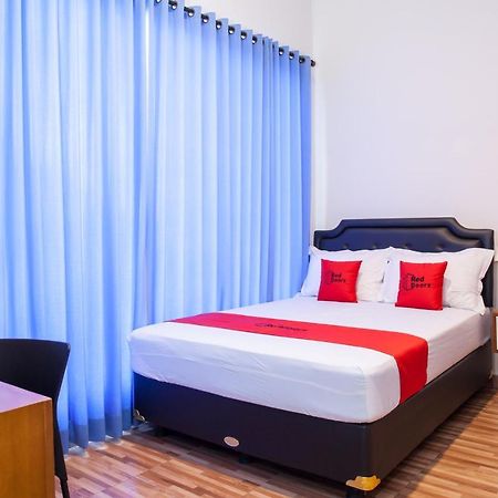 Reddoorz @ Lowokwaru Malang Kültér fotó