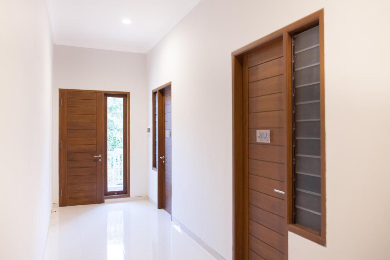 Reddoorz @ Lowokwaru Malang Kültér fotó
